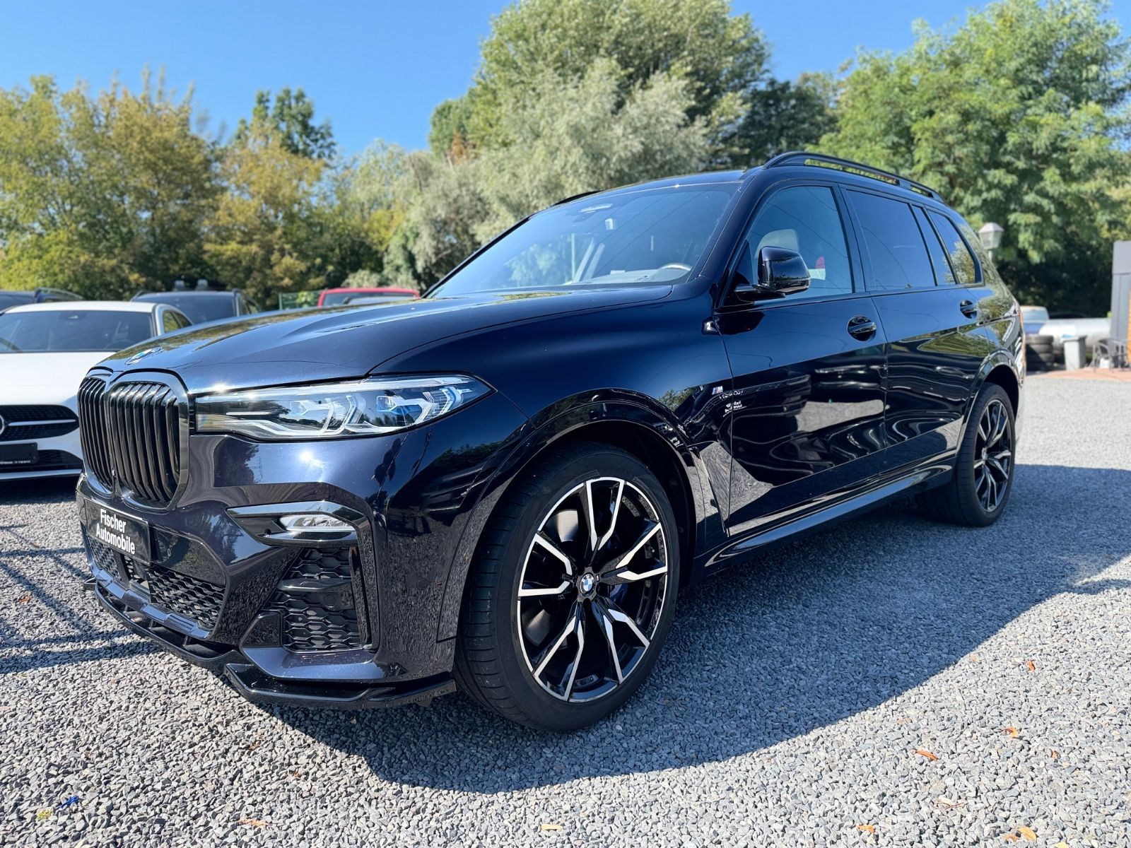 BMW X7 xDrive 30 d M Sport+LED+NAVI+LEDER+PANO+HARMA, Bild 1 von 23