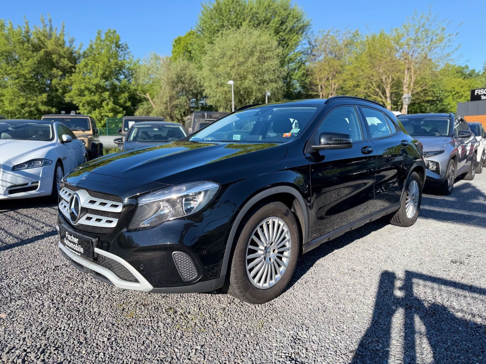 Mercedes-Benz GLA 200 GLA+NAVI+KAMREA+TEMPO+KLIMA, Bild 1 von 19