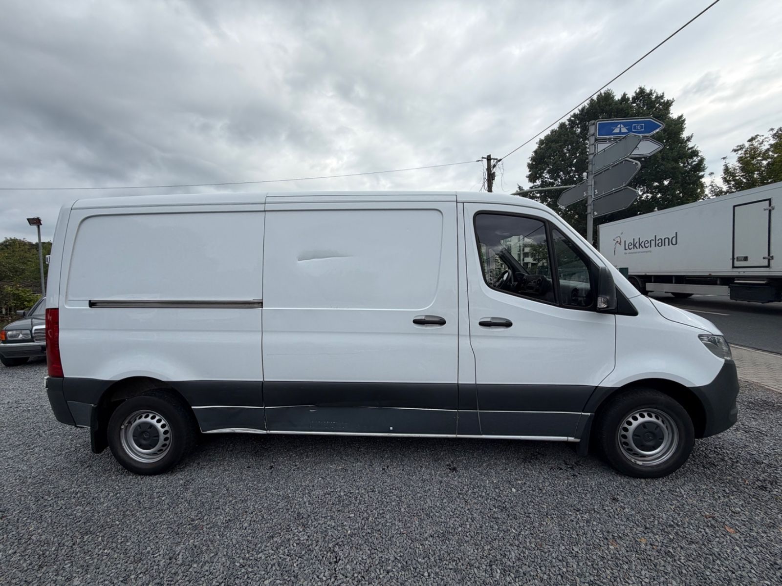 Mercedes-Benz Sprinter III FWD 211+KLIMA+1 HAND+SCHECKHEFT+, Bild 4 von 16