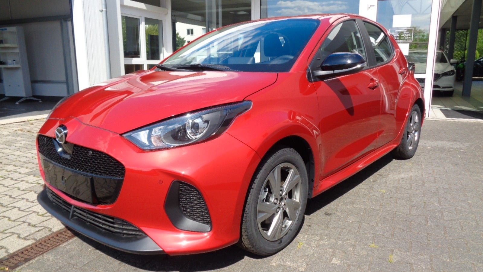 Mazda 2 Hybrid 1.5L Hybrid VVT-i FWD Exclusive-Line, Bild 2 von 11